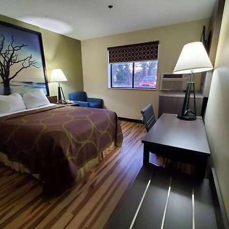 Super 8 By Wyndham Hagerstown I-70 Motel Екстериор снимка