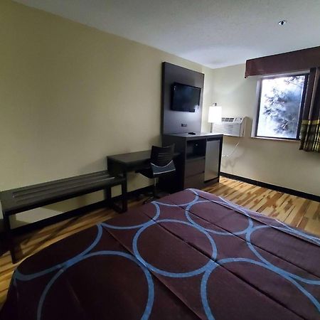 Super 8 By Wyndham Hagerstown I-70 Motel Екстериор снимка