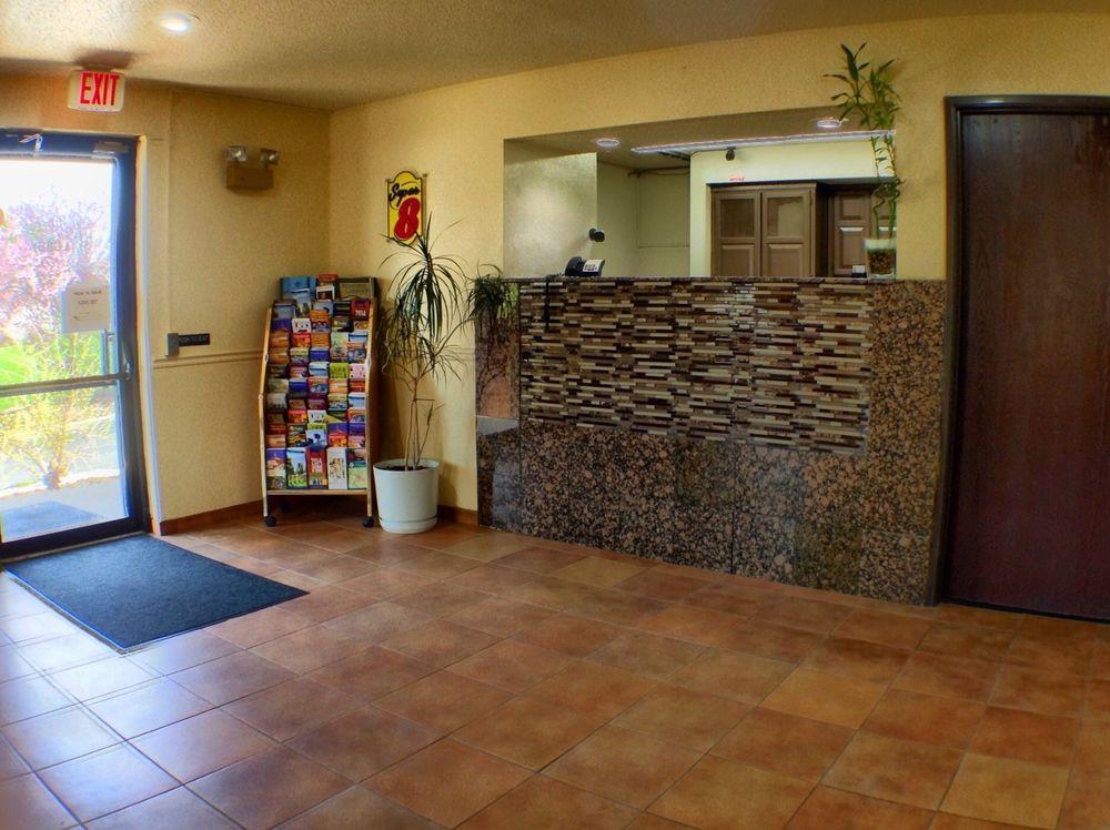 Super 8 By Wyndham Hagerstown I-70 Motel Екстериор снимка